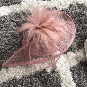 Dusty pink derby fascinator